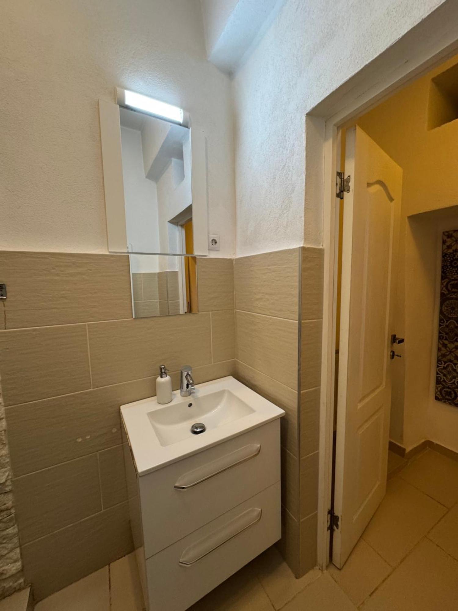 Apartament Ultra Central 锡吉什瓦拉 外观 照片